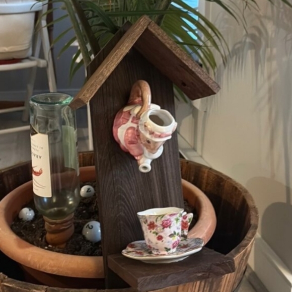 Rustic Wooden Handcrafted Bird Feeder Party Of 4 - Picture 9 of 16